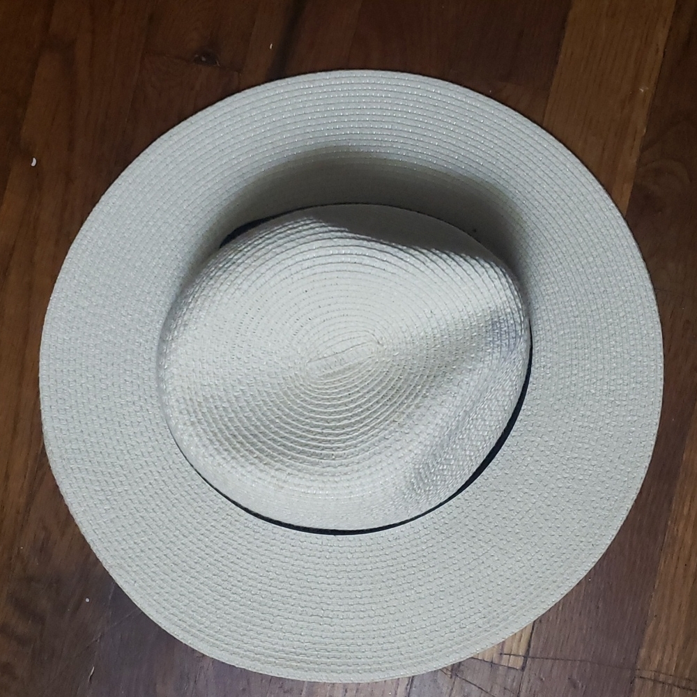 Hat - Picture 3 of 3